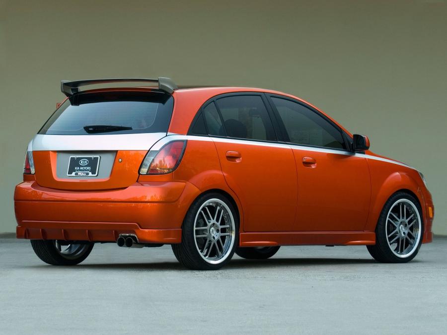  Kia Rio5 Orange Blur 2005 года  (фото 4 из 5)